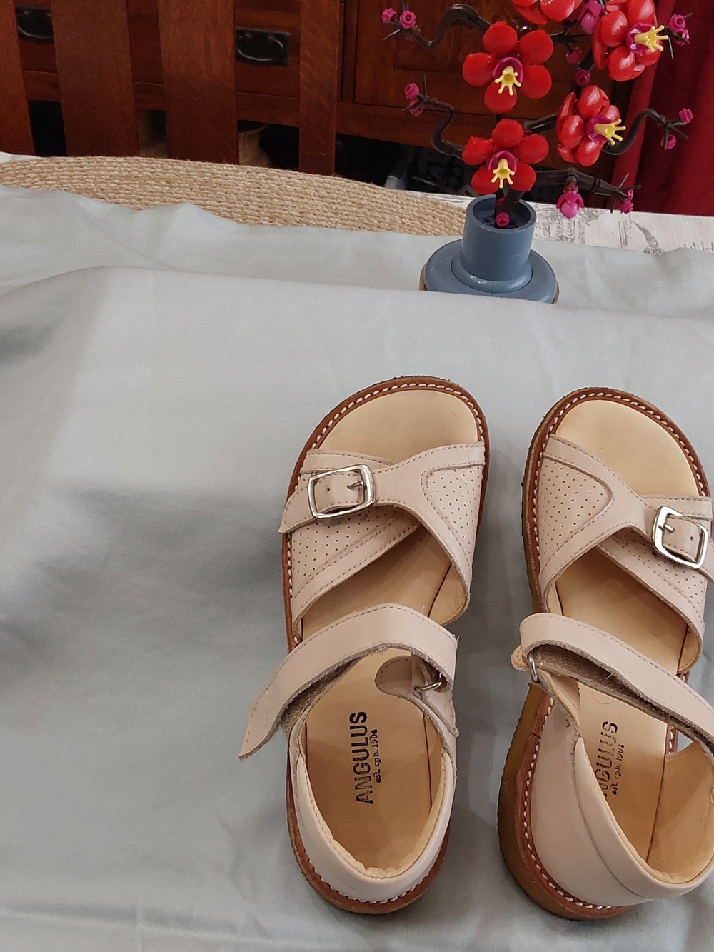 Angulus Light Beige Kids Adjustable Leather Sandals